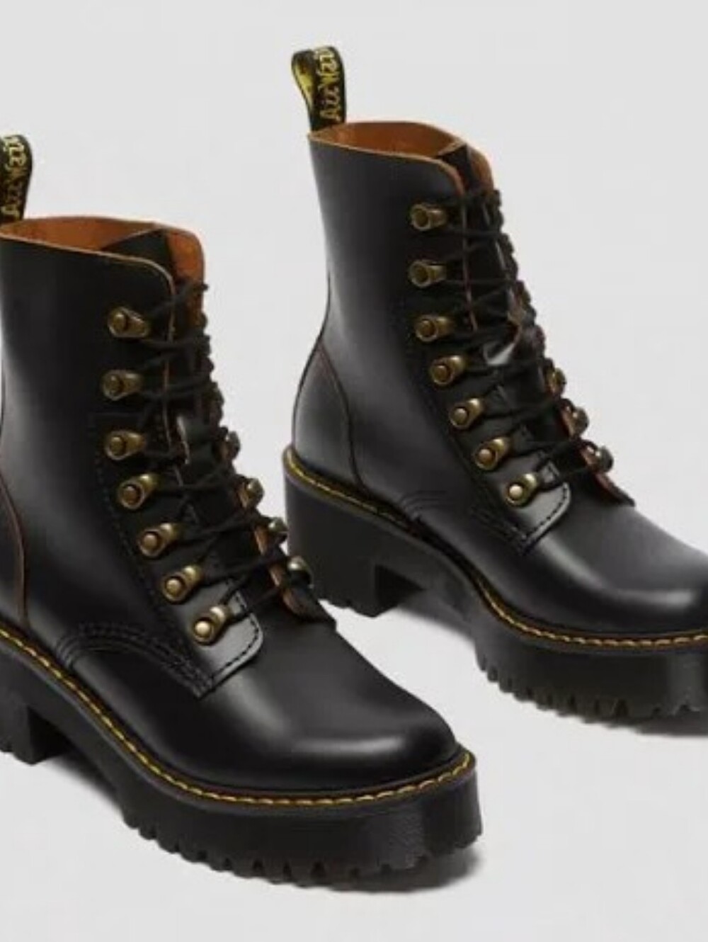 New authentic Dr. Martens Leona Vintage Smooth Leather Heeled Boots sz 10 L